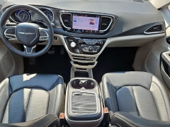 Used 2024  Chrysler Pacifica Touring L FWD at CarloanExpress&period;Com near Hampton&comma; VA