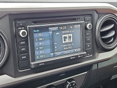 Used 2019  Toyota Tacoma 2WD Double Cab 5' Bed V6 AT &lpar;Natl&rpar; at CarloanExpress&period;Com near Hampton&comma; VA