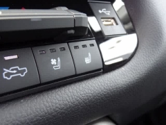 Used 2025  Toyota Tundra 4WD Limited CrewMax 5&period;5ft Bed at CarloanExpress&period;Com near Hampton&comma; VA