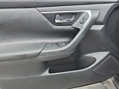 Used 2017  Nissan Altima 2&period;5 SV Sedan at CarloanExpress&period;Com near Hampton&comma; VA
