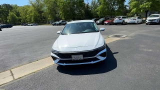 Used 2024  Hyundai Elantra SEL IVT at CarloanExpress&period;Com near Hampton&comma; VA