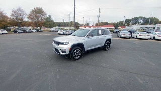 Used 2024  Jeep Grand Cherokee 4xe 4x4 at CarloanExpress&period;Com near Hampton&comma; VA