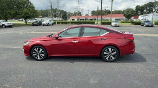 Used 2020  Nissan Altima 4d Sedan FWD 2&period;5L SV at CarloanExpress&period;Com near Hampton&comma; VA