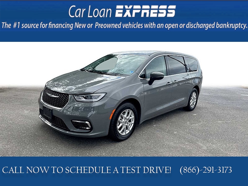 Used 2023  Chrysler Pacifica Touring L FWD at CarloanExpress&period;Com near Hampton&comma; VA