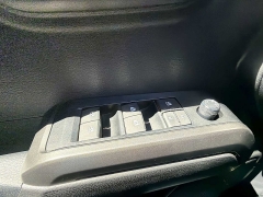 Used 2023  Toyota Tacoma 4WD Double Cab 5' Bed V6 &lpar;Natl&rpar; at CarloanExpress&period;Com near Hampton&comma; VA