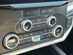 Used 2023  Ford Expedition XLT 4x4 at CarloanExpress&period;Com near Hampton&comma; VA