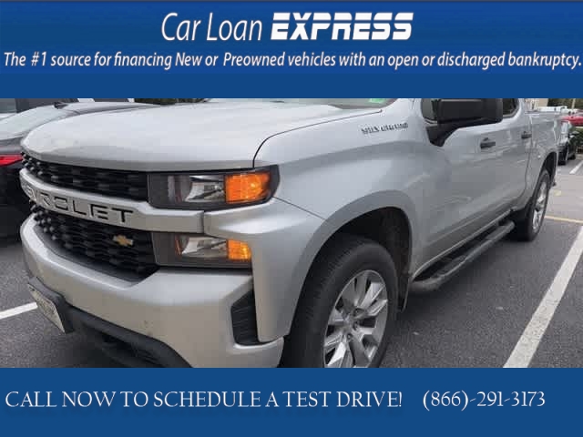 Used 2020  Chevrolet Silverado 1500 4WD Crew Cab 147" Custom at CarloanExpress.Com near Hampton, VA