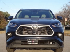 Used 2023  Toyota Highlander FWD &lpar;Natl&rpar; at CarloanExpress&period;Com near Hampton&comma; VA