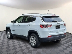 Used 2023  Jeep Compass Latitude 4x4 at CarloanExpress&period;Com near Hampton&comma; VA