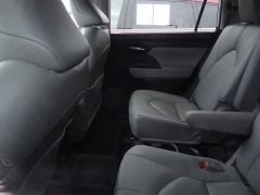 Used 2023  Toyota Highlander AWD &lpar;Natl&rpar; at CarloanExpress&period;Com near Hampton&comma; VA