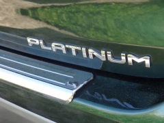 Used 2024  Toyota Highlander Hybrid Platinum AWD at CarloanExpress&period;Com near Hampton&comma; VA