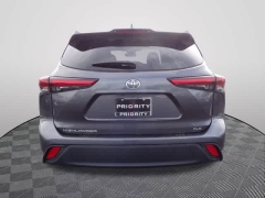 Used 2023  Toyota Highlander FWD &lpar;Natl&rpar; at CarloanExpress&period;Com near Hampton&comma; VA
