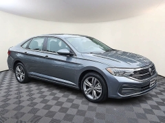 Used 2024  Volkswagen Jetta SE Auto at CarloanExpress&period;Com near Hampton&comma; VA