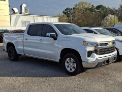 Used 2024  Chevrolet Silverado 1500 4WD Crew Cab 157" LT at CarloanExpress&period;Com near Hampton&comma; VA