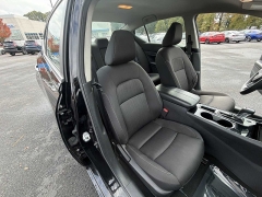 Used 2024  Nissan Altima 2.5 SV Sedan at CarloanExpress.Com near Hampton, VA