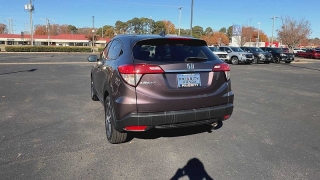 Used 2021  Honda HR-V EX 2WD CVT at CarloanExpress.Com near Hampton, VA