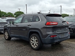 Used 2015  Jeep Cherokee 4WD 4dr Latitude at CarloanExpress&period;Com near Hampton&comma; VA