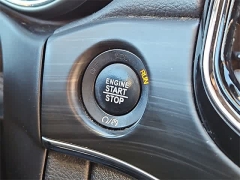 Used 2019  Jeep Grand Cherokee Limited 4x4 at CarloanExpress.Com near Hampton, VA