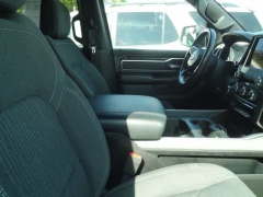 Used 2019  Ram 1500 Big Horn&sol;Lone Star 4x4 Crew Cab 5'7" Box at CarloanExpress&period;Com near Hampton&comma; VA