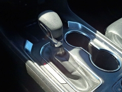 Used 2023  Chevrolet Traverse FWD 4dr LT Cloth w&sol;1LT at CarloanExpress&period;Com near Hampton&comma; VA