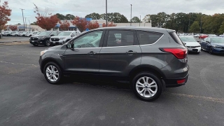 Used 2019  Ford Escape 4d SUV 4WD SE at CarloanExpress.Com near Hampton, VA