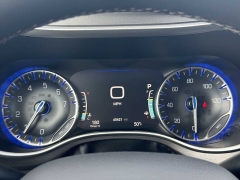 Used 2023  Chrysler Pacifica Touring L FWD at CarloanExpress&period;Com near Hampton&comma; VA