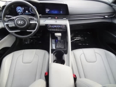 Used 2024  Hyundai Elantra Limited IVT at CarloanExpress&period;Com near Hampton&comma; VA