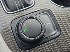 Used 2017  GMC Acadia FWD 4dr SLT w/SLT-1 at CarloanExpress.Com near Hampton, VA