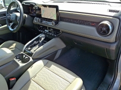 Used 2024  Chevrolet Colorado 4WD Crew Cab ZR2 at CarloanExpress&period;Com near Hampton&comma; VA