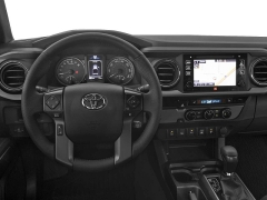 Used 2017  Toyota Tacoma Double Cab 5' Bed V6 4x4 &lpar;Natl&rpar; at CarloanExpress&period;Com near Hampton&comma; VA
