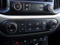 Used 2021  GMC Canyon 4WD Crew Cab 141" Elevation at CarloanExpress.Com near Hampton, VA