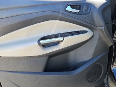 Used 2019  Ford Escape 4d SUV FWD SEL at CarloanExpress&period;Com near Hampton&comma; VA