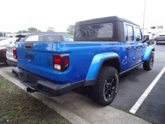 Used 2021  Jeep Gladiator Willys 4x4 at CarloanExpress&period;Com near Hampton&comma; VA