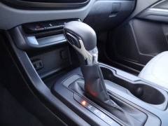 Used 2022  Chevrolet Colorado 4WD Crew Cab 128" Work Truck at CarloanExpress.Com near Hampton, VA