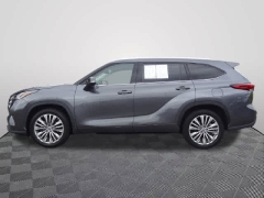Used 2023  Toyota Highlander FWD &lpar;Natl&rpar; at CarloanExpress&period;Com near Hampton&comma; VA