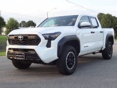 Used 2024  Toyota Tacoma 4WD Double Cab Bed &lpar;Natl&rpar; at CarloanExpress&period;Com near Hampton&comma; VA