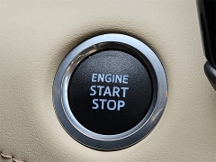 Used 2021  Toyota Highlander XLE AWD at CarloanExpress&period;Com near Hampton&comma; VA