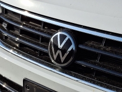 Used 2022  Volkswagen Tiguan 2&period;0T SE R-Line Black FWD at CarloanExpress&period;Com near Hampton&comma; VA