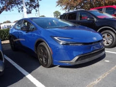 Used 2024  Toyota Prius (Natl) at CarloanExpress.Com near Hampton, VA