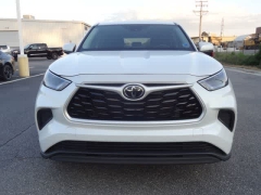 Used 2023  Toyota Highlander FWD &lpar;Natl&rpar; at CarloanExpress&period;Com near Hampton&comma; VA