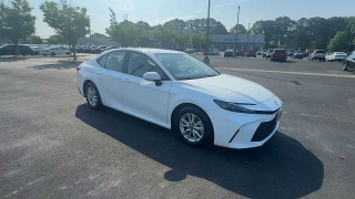 Used 2025  Toyota Camry &lpar;Natl&rpar; at CarloanExpress&period;Com near Hampton&comma; VA