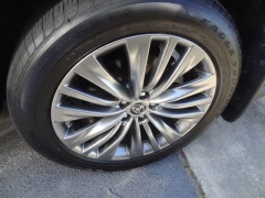 Used 2024  Toyota Highlander Hybrid Platinum AWD at CarloanExpress&period;Com near Hampton&comma; VA