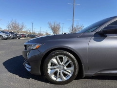 Used 2019  Honda Accord Sedan 4d LX 1.5L at CarloanExpress.Com near Hampton, VA