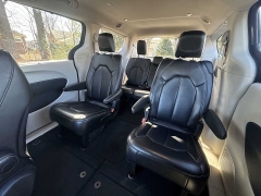 Used 2023  Chrysler Pacifica Touring L FWD at CarloanExpress&period;Com near Hampton&comma; VA