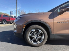 Used 2024  Chevrolet Blazer AWD 4dr LT w&sol;3LT at CarloanExpress&period;Com near Hampton&comma; VA