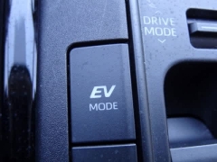 Used 2024  Toyota Prius (Natl) at CarloanExpress.Com near Hampton, VA