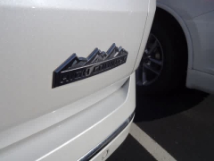 Used 2019  Chevrolet Traverse AWD 4dr High Country w&sol;2LZ at CarloanExpress&period;Com near Hampton&comma; VA