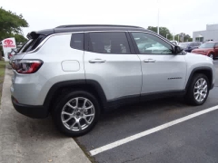 Used 2025  Jeep Compass Limited 4x4 at CarloanExpress&period;Com near Hampton&comma; VA