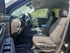 Used 2018  Chevrolet Traverse 4d SUV AWD LT Cloth w&sol;1LT at CarloanExpress&period;Com near Hampton&comma; VA