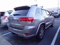 Used 2020  Jeep Grand Cherokee Overland 4x4 at CarloanExpress.Com near Hampton, VA